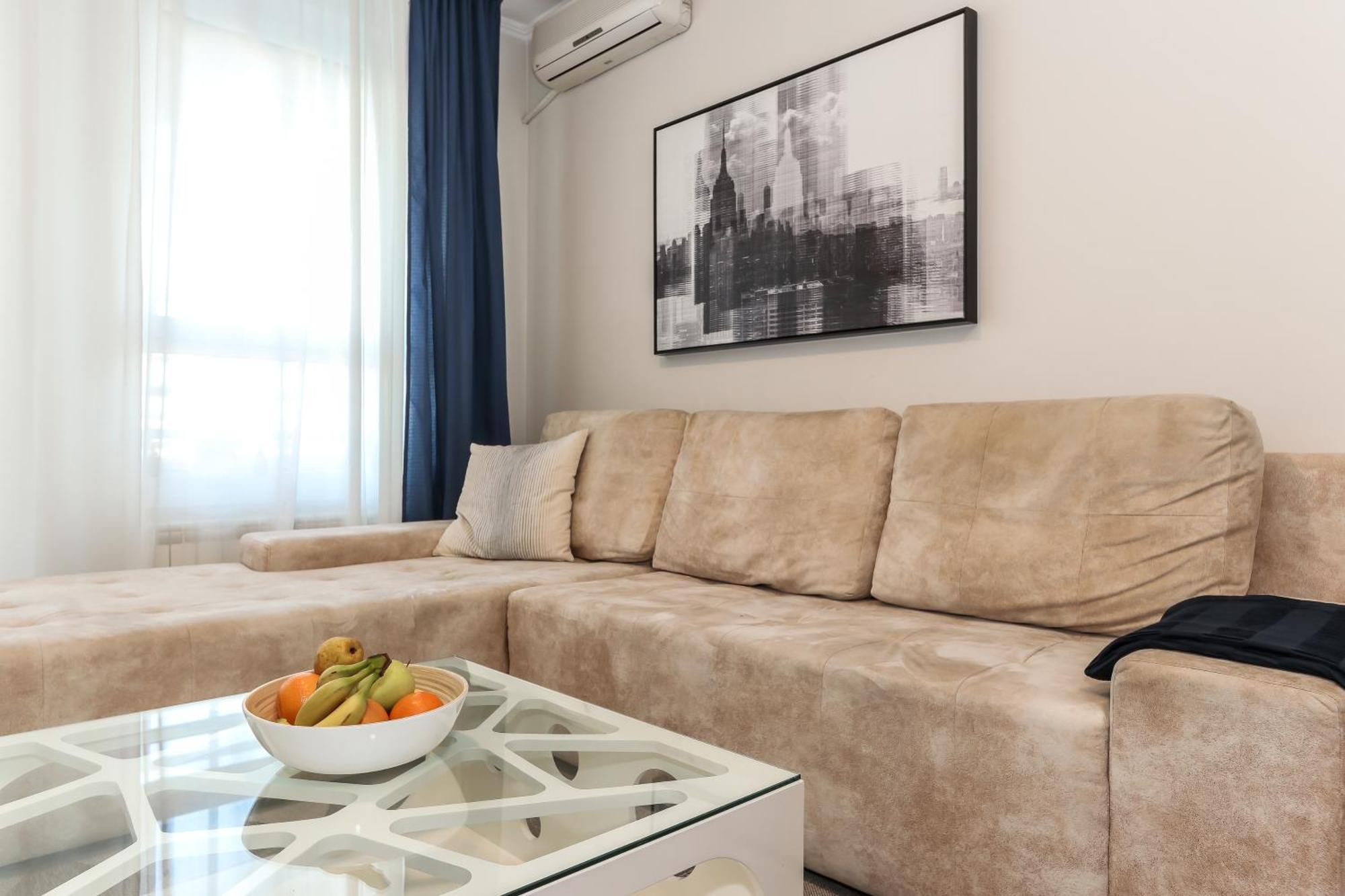 New Belgrade Apartments, Parking 5 Eur Per Day Zimmer foto